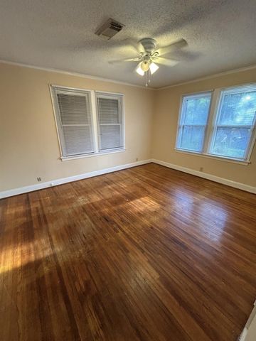 2928 Avenue O 2, Galveston, TX 77550