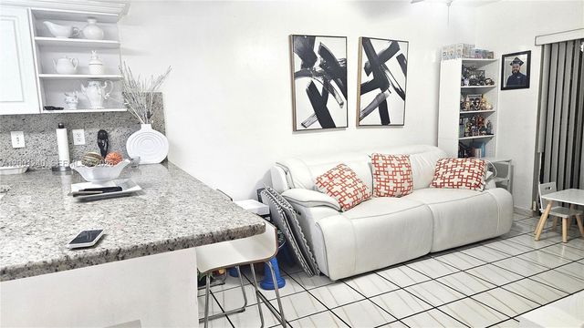 520 NW 109th Ave 602, Miami, FL 33172