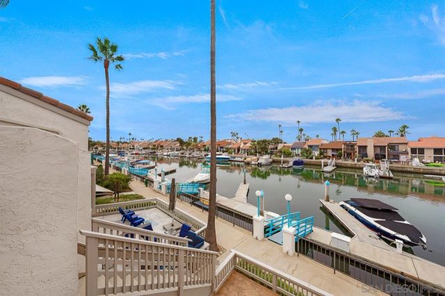 94 Kingston Ct West, Coronado, CA 92118