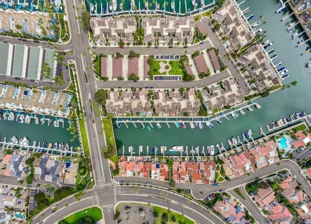 94 Kingston Ct West, Coronado, CA 92118