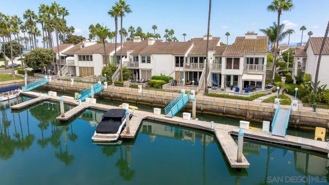 94 Kingston Ct West, Coronado, CA 92118