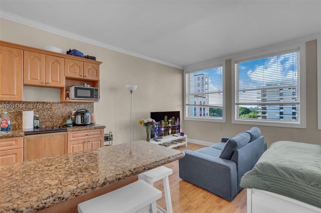 700 Biltmore Way 915, Coral Gables, FL 33134