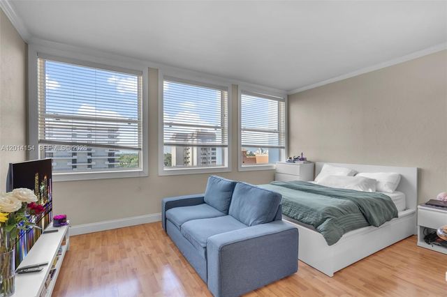 700 Biltmore Way 915, Coral Gables, FL 33134