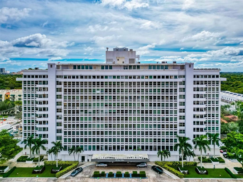 700 Biltmore Way 915, Coral Gables, FL 33134