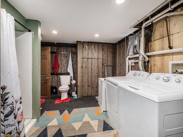 1111 SPRUCE Street, Council Bluffs, IA 51501