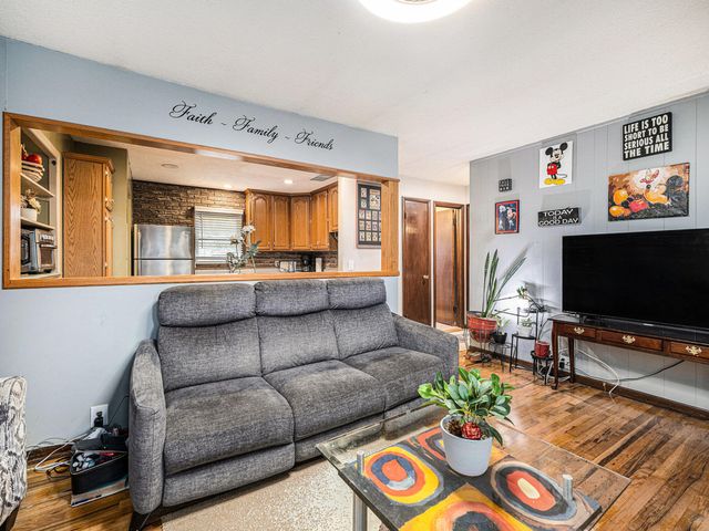 1111 SPRUCE Street, Council Bluffs, IA 51501