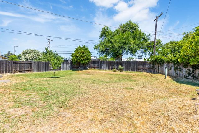 7006 Plumber Way, North Highlands, CA 95660