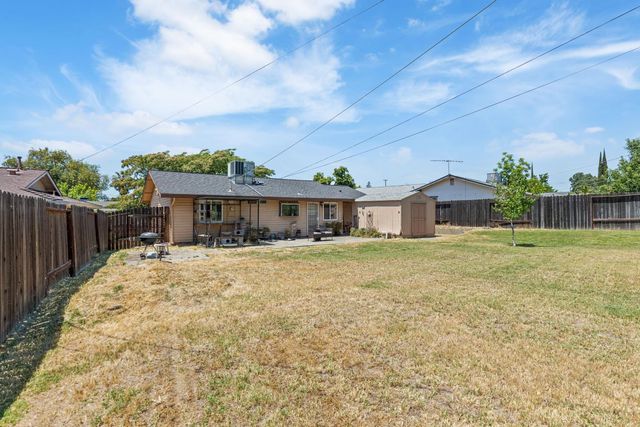 7006 Plumber Way, North Highlands, CA 95660