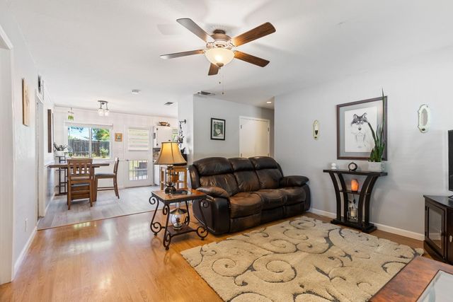 7006 Plumber Way, North Highlands, CA 95660