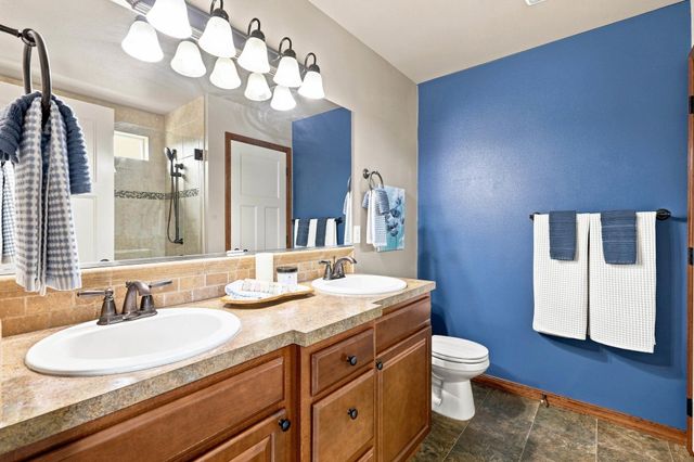 16204 E 10th Ln, Veradale, WA 99037