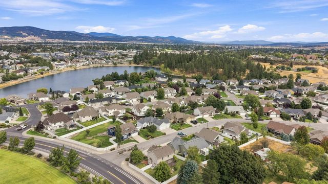16204 E 10th Ln, Veradale, WA 99037