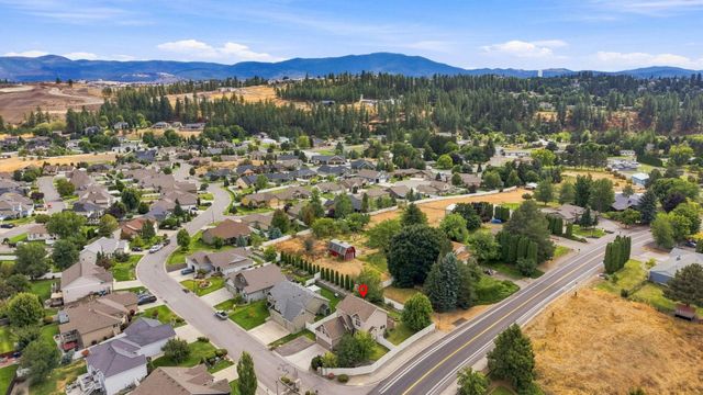 16204 E 10th Ln, Veradale, WA 99037