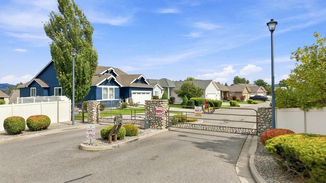 16204 E 10th Ln, Veradale, WA 99037
