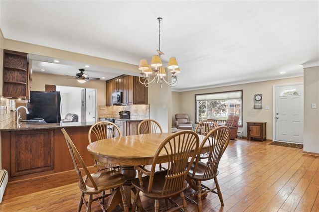 34357 Munger Drive, Livonia, MI 48154
