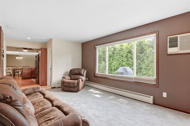 34357 Munger Drive, Livonia, MI 48154