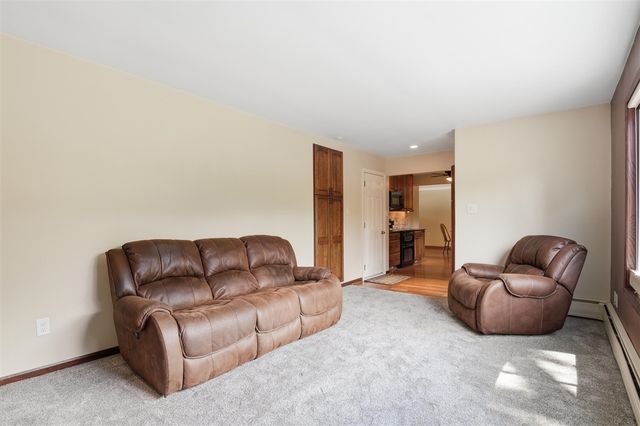 34357 Munger Drive, Livonia, MI 48154