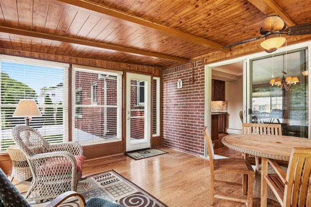 34357 Munger Drive, Livonia, MI 48154