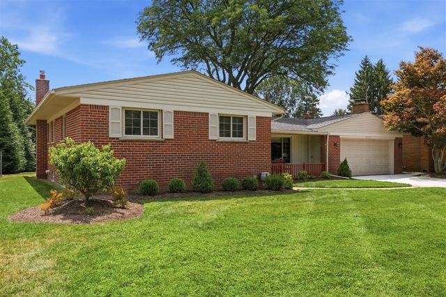 34357 Munger Drive, Livonia, MI 48154