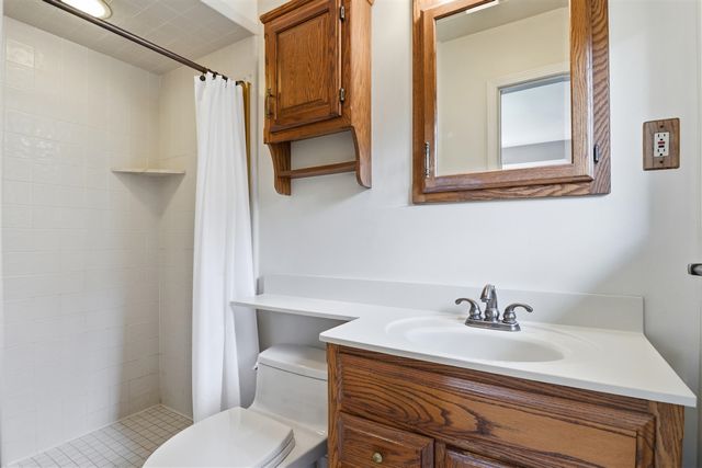 34357 Munger Drive, Livonia, MI 48154