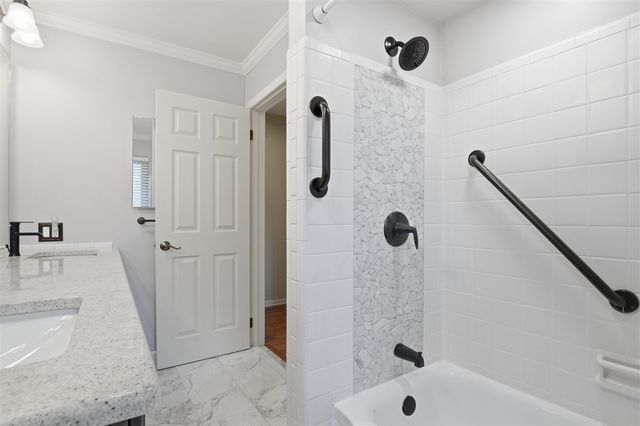 34357 Munger Drive, Livonia, MI 48154