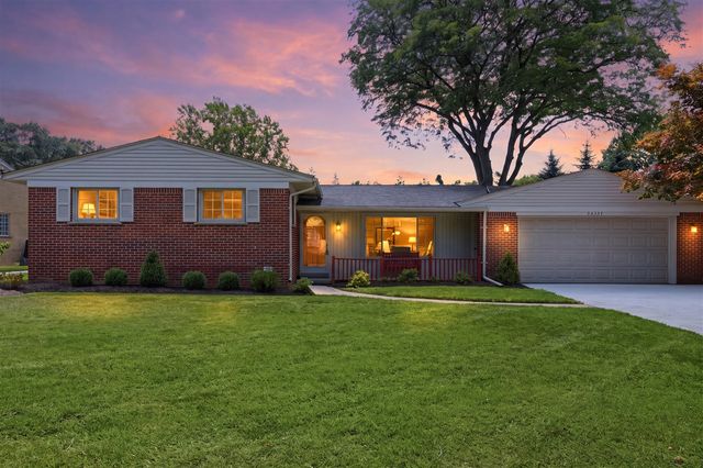 34357 Munger Drive, Livonia, MI 48154