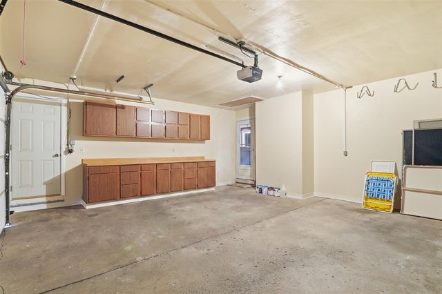34357 Munger Drive, Livonia, MI 48154