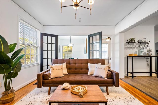 255 Pinehill Drive, Mobile, AL 36606