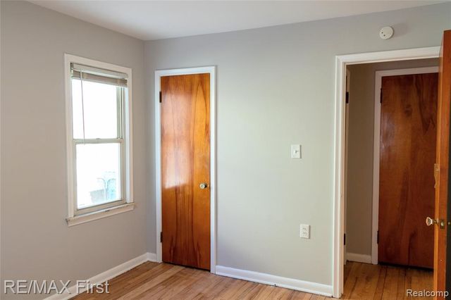 26026 Brush Street, Madison Heights, MI 48071