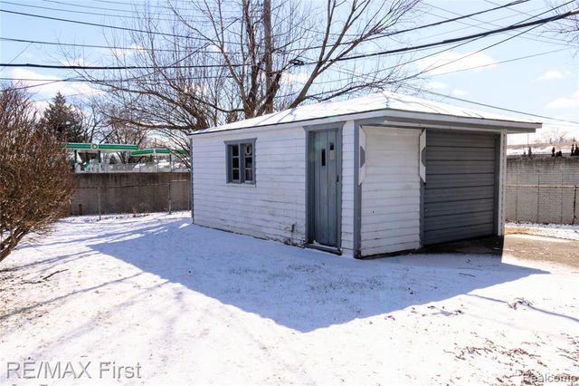 26026 Brush Street, Madison Heights, MI 48071