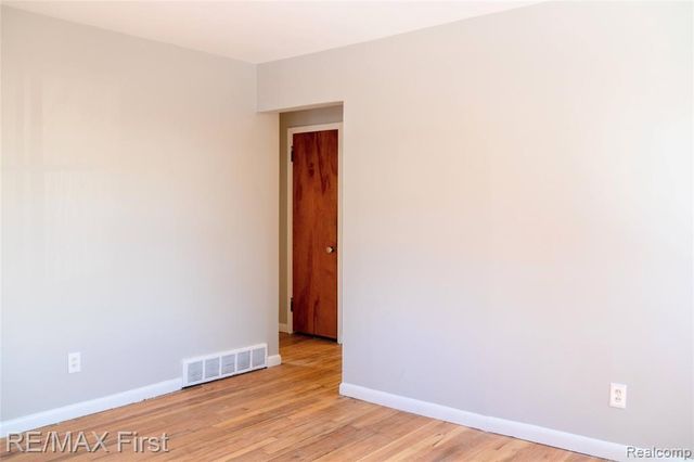 26026 Brush Street, Madison Heights, MI 48071