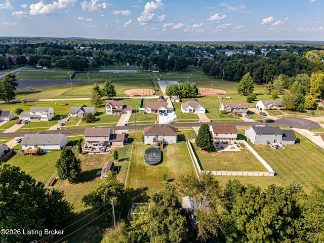 112 Seth Ct, Radcliff, KY 40160