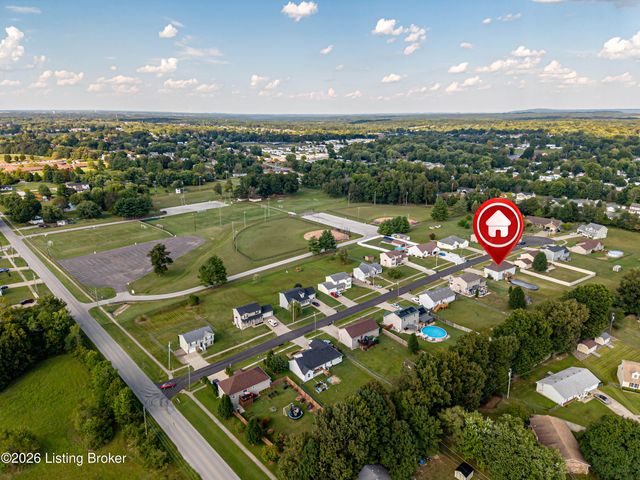112 Seth Ct, Radcliff, KY 40160