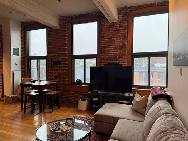 320 W Second Street 409, Boston, MA 02127