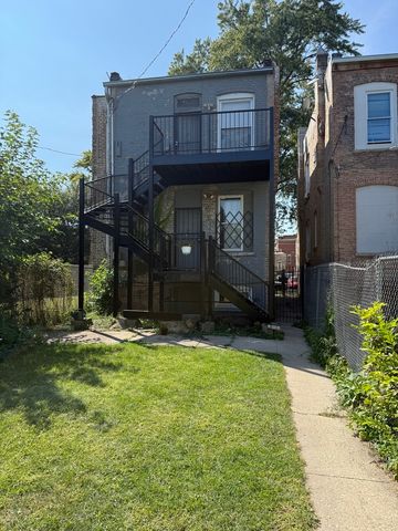 625 N MONTICELLO Avenue, Chicago, IL 60624