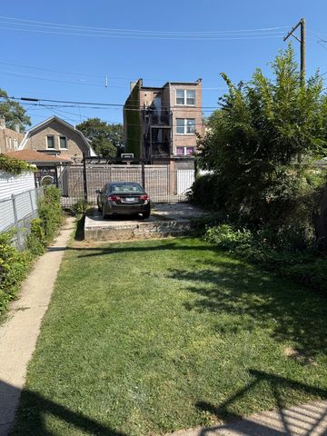 625 N MONTICELLO Avenue, Chicago, IL 60624