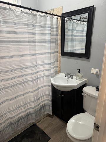 625 N MONTICELLO Avenue, Chicago, IL 60624