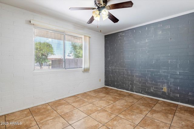 10638 W ALABAMA Avenue, Sun City, AZ 85351