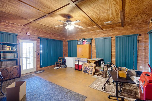 10577 Pleasant Valley Lane, Ola, AR 72853