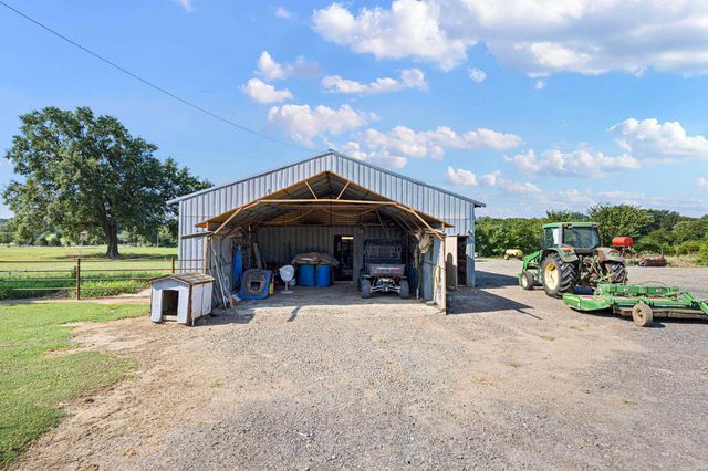 10577 Pleasant Valley Lane, Ola, AR 72853