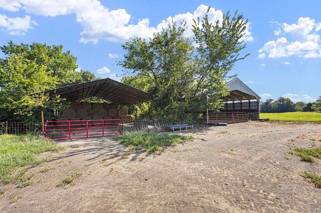 10577 Pleasant Valley Lane, Ola, AR 72853