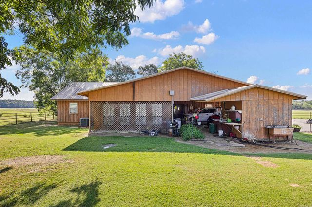 10577 Pleasant Valley Lane, Ola, AR 72853