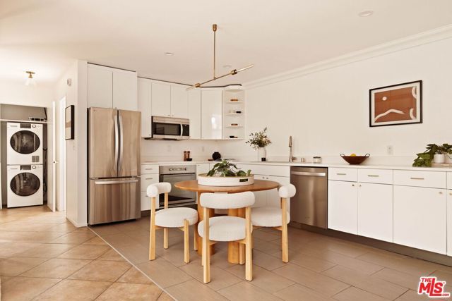 4900 Overland Avenue 303, Culver City, CA 90230