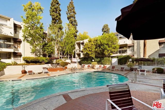 4900 Overland Avenue 303, Culver City, CA 90230
