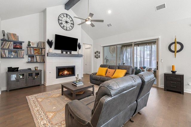 712 Sunset Vista DR, Georgetown, TX 78628