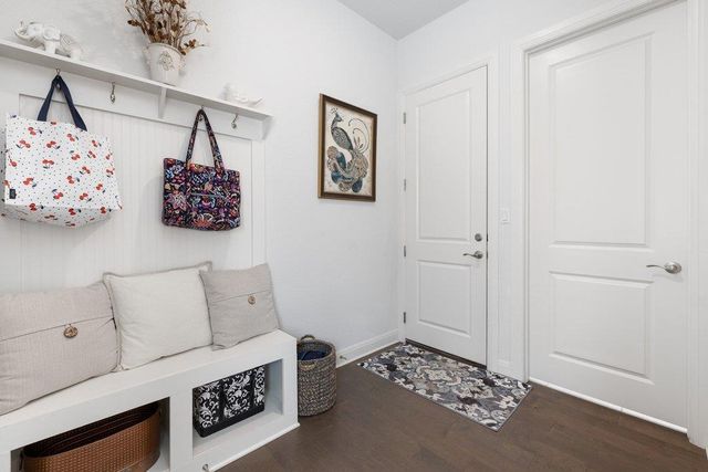 712 Sunset Vista DR, Georgetown, TX 78628