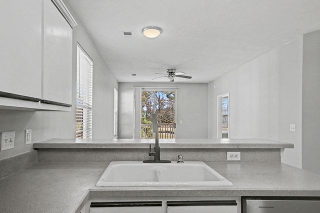 488 River Oaks Dr Apt 61G, Myrtle Beach, SC 29579