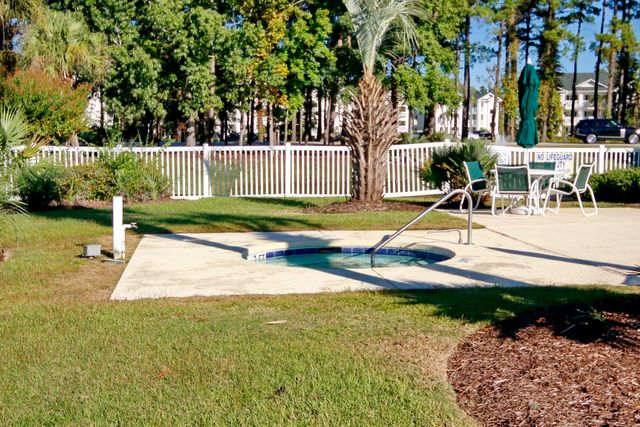 488 River Oaks Dr Apt 61G, Myrtle Beach, SC 29579
