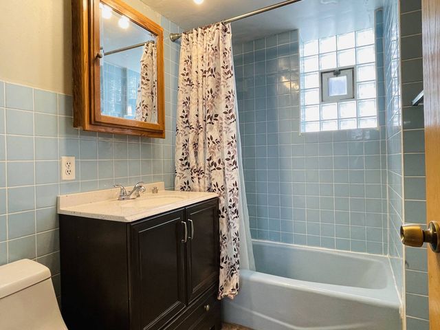 3259 S Wood Street 1, Chicago, IL 60608