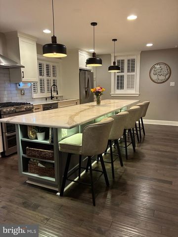 63 ACADEMY RD, Bala Cynwyd, PA 19004