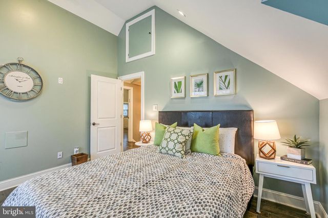 63 ACADEMY RD, Bala Cynwyd, PA 19004
